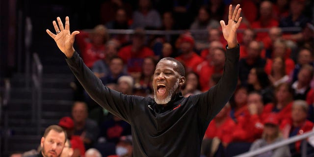 Flyers head coach Anthony Grant leads his team against the Robert Morris Colonials at UD Arena on November 19, 2022 in Dayton, Ohio.