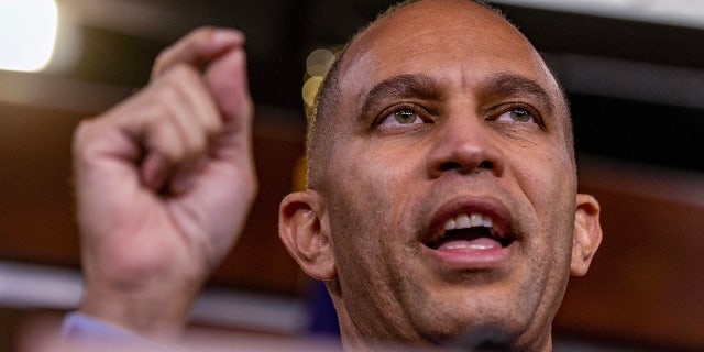 WASHINGTON, DC - JANUARY 03: U.S. Rep. Hakeem Jeffries (D-NY) speaks at a news conference at the Capitol on January 03, 2023, in Washington, DC.  House Minority Leader Kevin McCarthy (R-CA) failed to get the necessary support to rise to House Speaker during more than five hours on three ballots.  