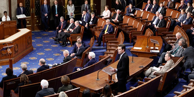 Rep. Matt Gaetz R-Fla., menyampaikan sambutan di Dewan DPR pada hari ketiga pemilihan Ketua DPR di US Capitol Building pada 05 Januari 2023 di Washington, DC.