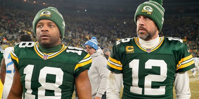 Aaron Rodgers and Randall Cobb after losing in the playoffs