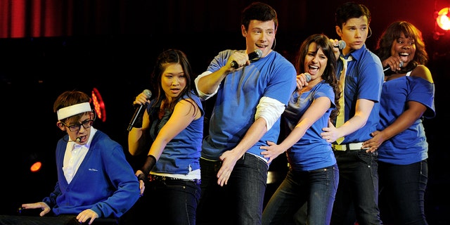 Cory Monteiths Roommate Recalls Late ‘glee Stars Struggles With Fame ‘it Was Really Hard On