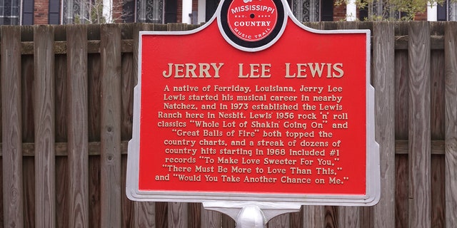 Jerry Lee Lewis estate battle: Feud over late rock legend's Mississippi  ranch leaves family in legal limbo | Fox News