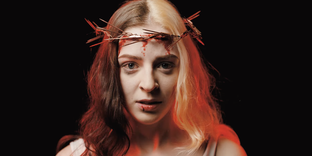 Gender-neutral 'controversial' production of 'Jesus Christ Superstar' contains non-binary Jesus 3 The Edinburgh University Savoy Opera Group presents a version of Jesus Christ Superstar featuring a non-binary Jesus.