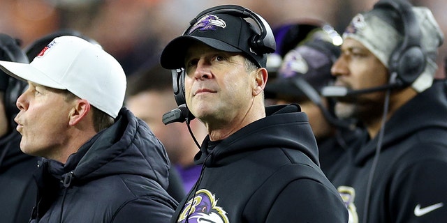 Ravens' John Harbaugh Has Cringey Sideline Interview After First ...