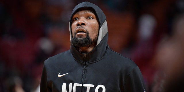 Brooklyn Nets forward Kevin Durant (7) warms up before playing against the Miami Heat at FTX Arena in Miami, Florida on January 8, 2023.