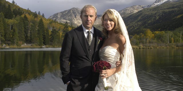 Kevin Costner marries wife