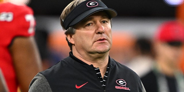Georgia head coach Kirby Smart looks on vs TCU at SoFi Stadium.
