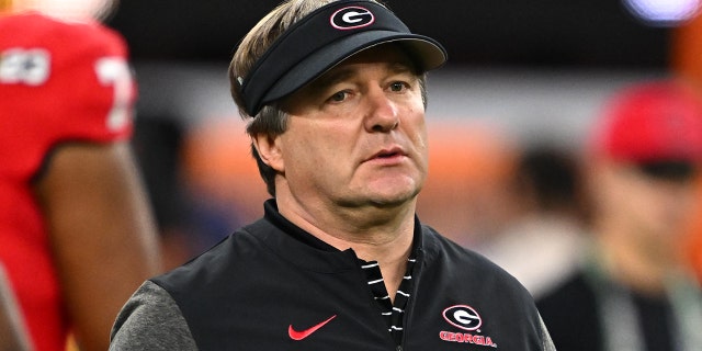 Georgia head coach Kirby Smart looks on vs TCU at SoFi Stadium.