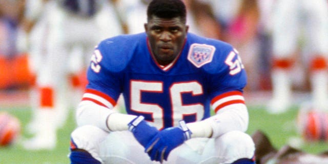 Lawrence Taylor of the New York Giants during pregame warmups prior to playing the Buffalo Bills in Super Bowl XXV Jan. 27, 1991, at Tampa Stadium in Tampa, Fla. The Giants won the Super Bowl 20-19. 