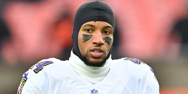 Marlon Humphrey of the Baltimore Ravens before the Browns game at FirstEnergy Stadium on December 17, 2022 in Cleveland.