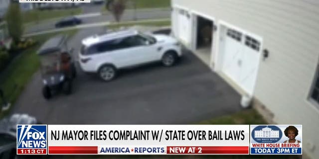 Security camera footage of New Jersey car theft. (Fox News)