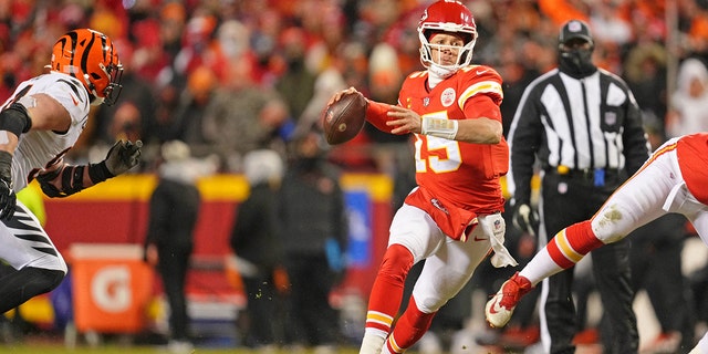 Chiefs’ do-over play in 4th quarter of AFC Championship enrages NFL followers