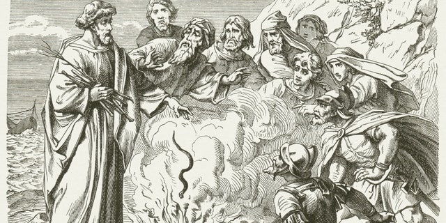 Apostoł Paweł strząsa żmiję z ręki do ognia, jak opisano w Dziejach Apostolskich 28.