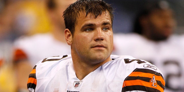 Cleveland Browns running back Peyton Hillis (40) waits on the sidelines near the end of the game against the Indianapolis Colts during the fourth quarter of their NFL football game in Indianapolis on September 18, 2011. 