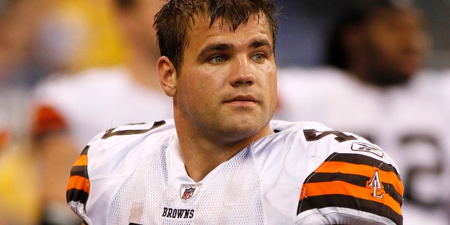 Cleveland Browns running back Peyton Hillis (40) waits on the sidelines near the end of the game against the Indianapolis Colts during the fourth quarter of their NFL football game in Indianapolis on September 18, 2011. 