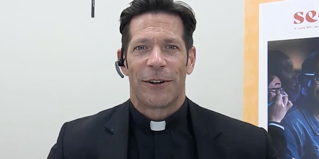 Fr. Mike Schmitz said he is "hopeful" despite the falling numbers of Americans identifying as Christians. 