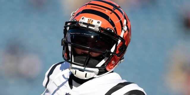 Tee Higgins of the Cincinnati Bengals warms up before the New England Patriots game at Gillette Stadium on Dec. 24, 2022, in Foxborough, Massachusetts.