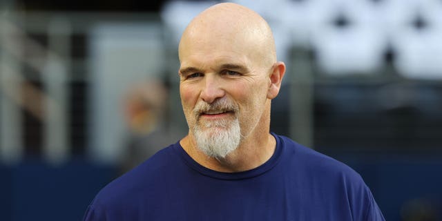 Defensive coordinator Dan Quinn of the Dallas Cowboys during warmups against the Chicago Bears Oct. 30, 2022, in Arlington, Texas.