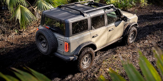The Everglades has a removable hard top and roof rack.