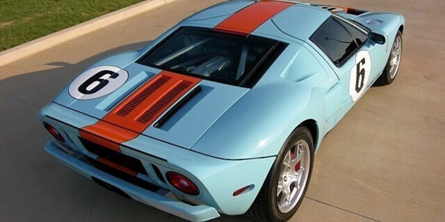 A rear view of the 2006 Ford GT