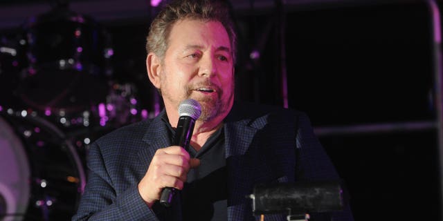 James L. Dolan asiste al baile oficial de policía de Little Steven en el Mandarin Oriental New York el 20 de diciembre de 2019 en la ciudad de Nueva York.