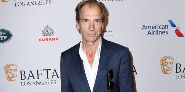 Julian Sands' Jon Cryer, Matthew Modine and other celebrity friends are praying for Julian Sands, who has been missing for a week after hiking in the San Gabriel Mountains near Los Angeles. increase.