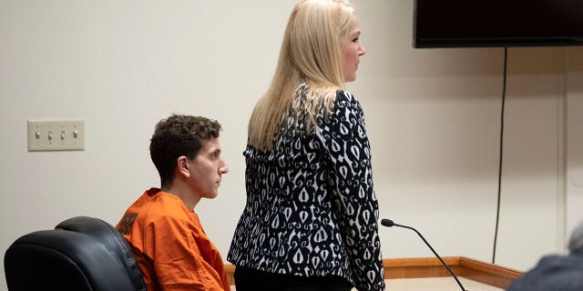 Bryan Kohberger with lawyer in court room