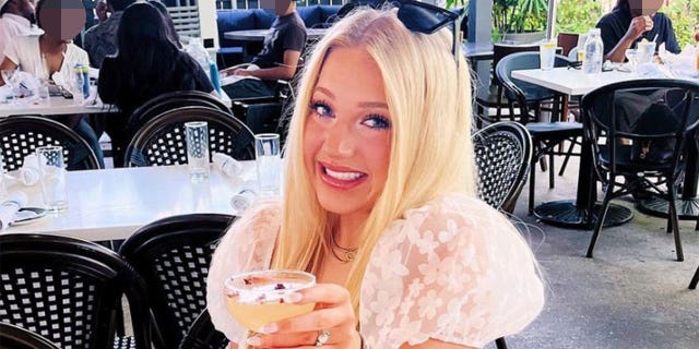 La estudiante de la hermandad de mujeres de LSU, Madison Brooks, fue atropellada y asesinada por un automóvil compartido.