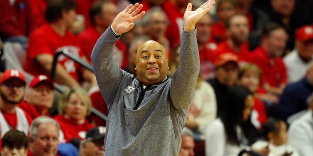 Penn State head coach Micah Shrewsberry against Rutgers during the first half of a game in Piscataway, N.J., Tuesday, Jan. 24, 2023.