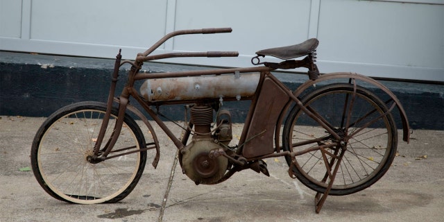 This 1909 Yale Single is the oldest motorcycle at the auction.