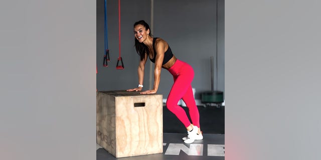 Certified personal trainer and EvolveYou coach Melissa Kendter of Pennsylvania says trainers should be passionate about building long-term success.