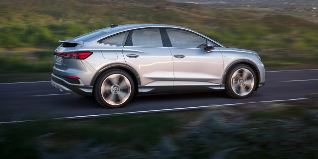 De Q4 Sportback e-tron huet en 295 PS Allradfahrt System.