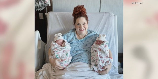 Mom Kali Jo Scott delivered her twin girls, Annie Jo and Effie Rose, on two separate days — and two different years.