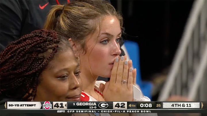 ‘Peach Bowl Girl’ Catherine Gurd says her viral fame is a ‘complete shock,’ wants to promote women’s sports ‘Peach Bowl Girl’ Catherine Gurd says her viral fame is a ‘complete shock,’ wants to promote women’s sports