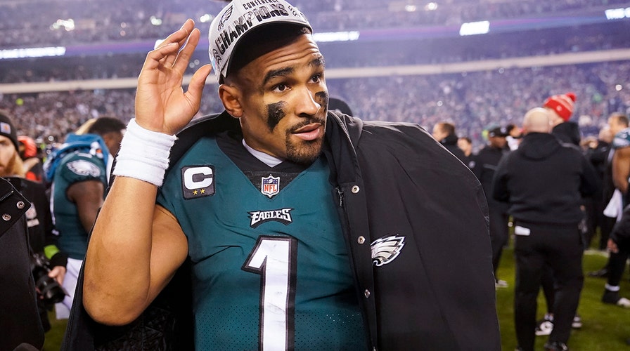 Jalen Hurts underwent surgery to remove 'hardware' from ankle prior to Eagles' extension: report | Fox News