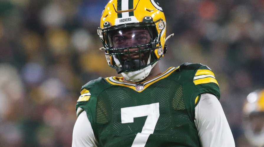 GREEN BAY, WI - JANUARY 08: Green Bay Packers linebacker Quay