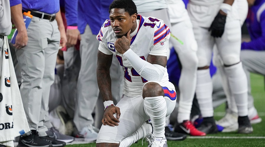 Bills' Stefon Diggs Recalls Feeling Torn In Reaction To Damar Hamlin's ...