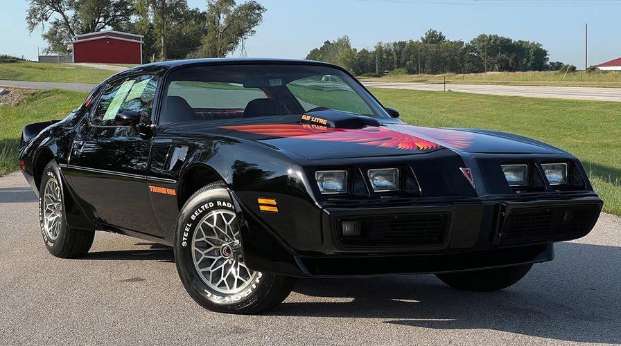 Barn find 1979 Pontiac Firebird Trans Am driven just 37 miles up