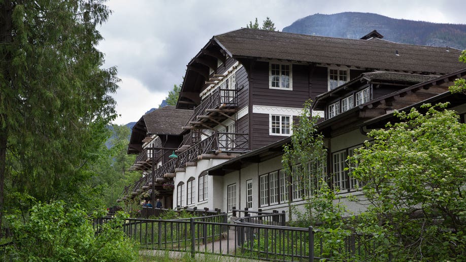 Lake McDonald Lodge 