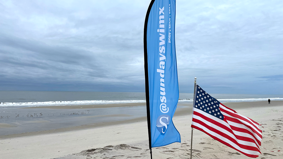 sunday swim flag