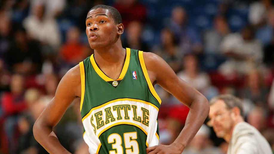 Kevin Durant Seattle Supersonics  Nba pictures, Womens lacrosse, Nba mvp