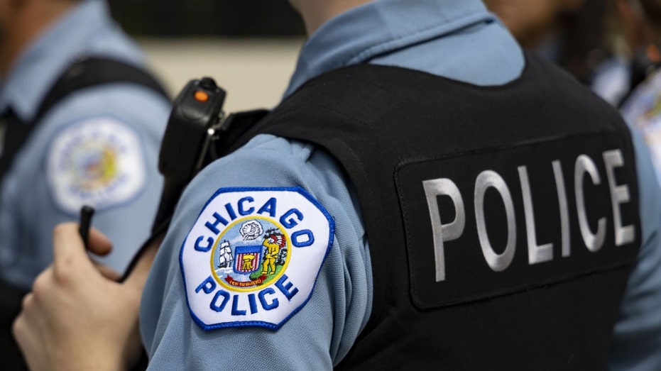 Chicago police officer wounded in traffic stop shooting