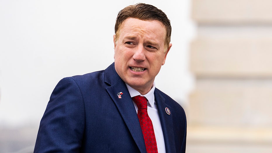 Pat Fallon launches bid for House Oversight Committee chairman as James Comer's term limit nears