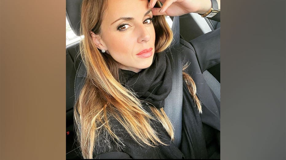 Missing MA woman Ana Walshe takes selfie photo in car