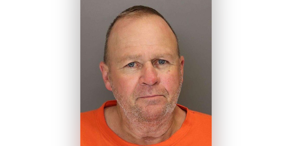 South Carolina man sentenced to life for murdering wife by stabbing her 14 times with large butcher knife - Vimarsana News