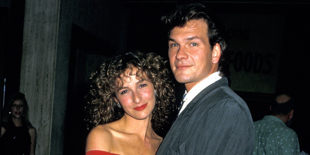 Jennifer Grey fumou 'muita maconha' antes da cena de sexo com Patrick Swayze em 'Red