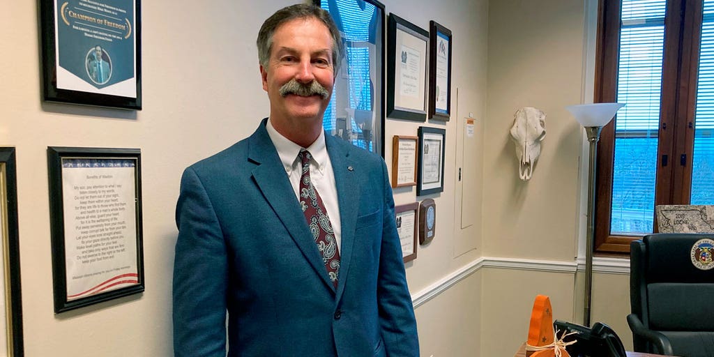 Missouri Republican lawmaker clarifies comments about 12-year-olds getting married - Vimarsana News