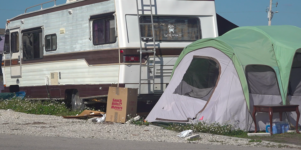 Hurricane Ian aftermath: 83-year-old veteran joins new homeless population in FL - Vimarsana News