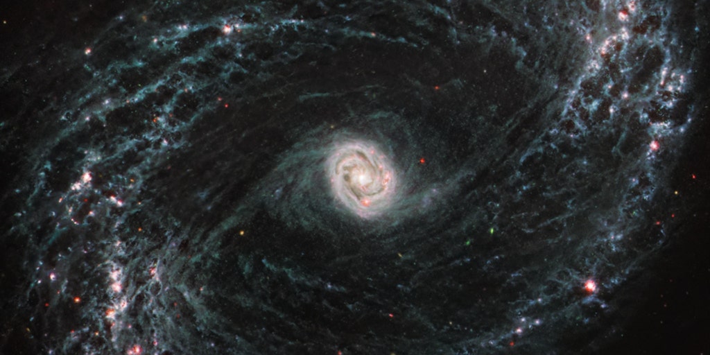 Webb Space Telescope spies nearby galaxies with 'unprecedented' resolution - Vimarsana News