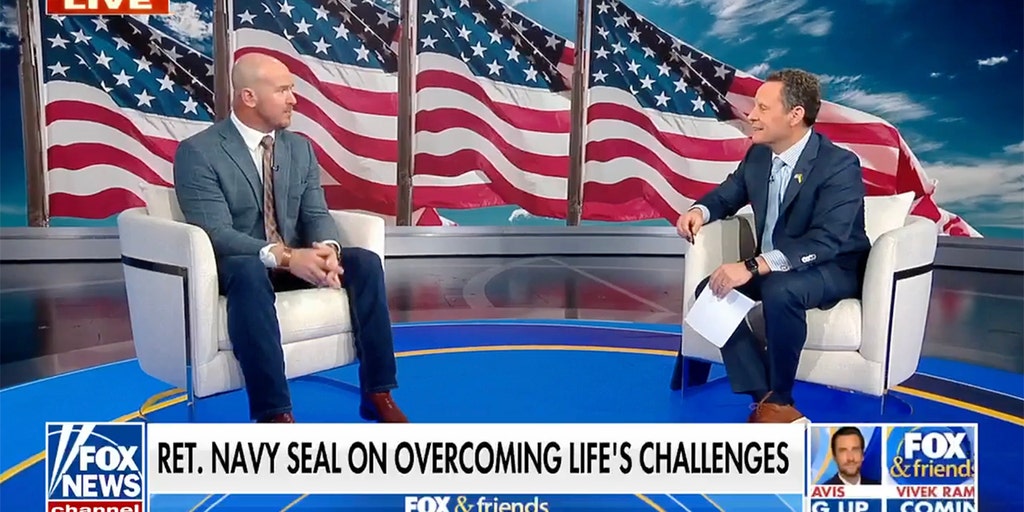 Retired Navy SEAL addresses 'victimhood epidemic' and how to break that chain - Vimarsana News
